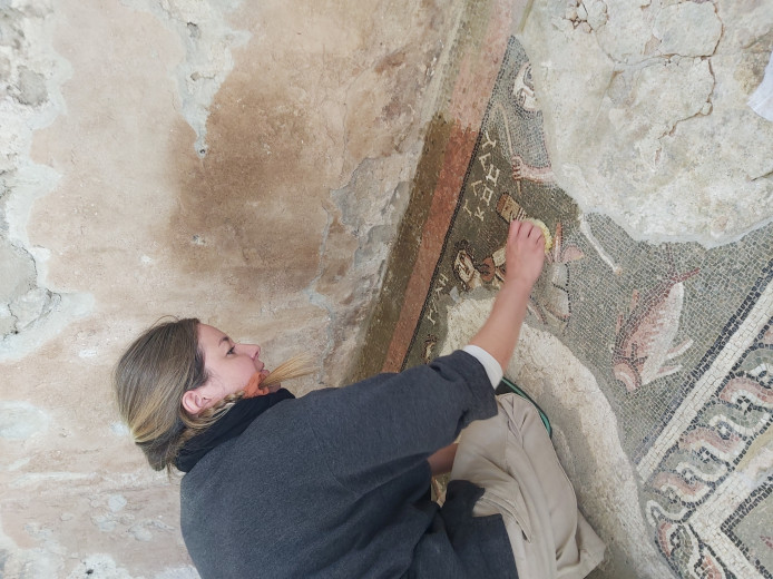 Գառնու տաճարի արքունական բաղնիքի խճանկարի վերականգնումը շարունակվում է